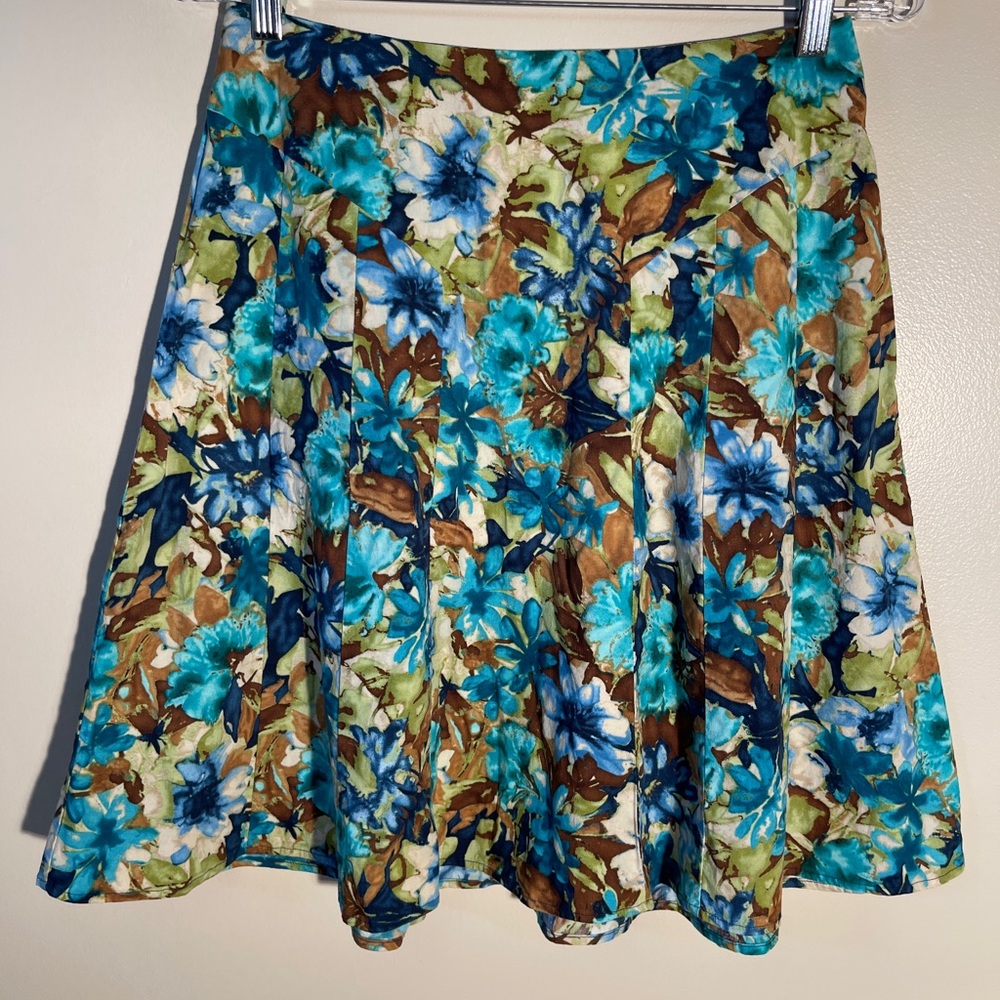 APT 9 Skirt Floral Flare Size 4 Back Zip